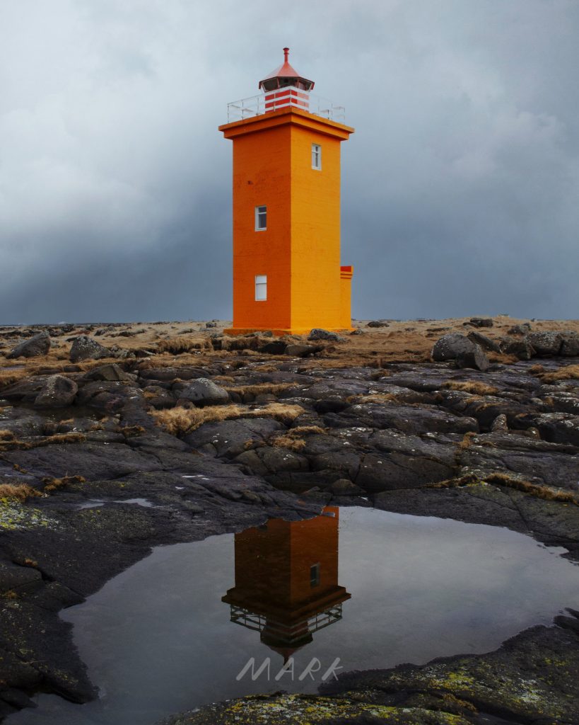 Photo of a lighthouse in Reykjanes, Iceland