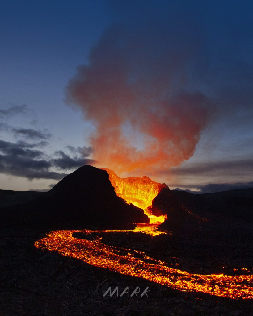 Foto van een vulkaan in Fagradalsfjall, IJsland